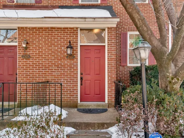 2107 Dominion Heights Ct, Falls Church, VA 22043