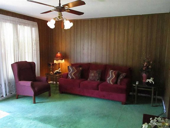 4th image of 1556 Kyle Dr
