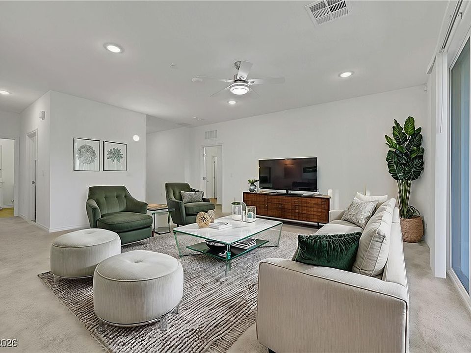 1st image of 2555 Hampton Rd #7202