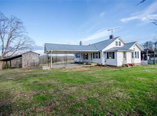 31 Tobacco Ln, Statesville, NC 28625