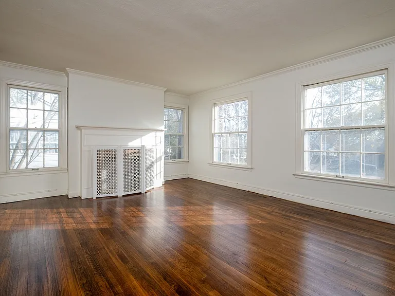 505 Skyline Dr — Photo 8