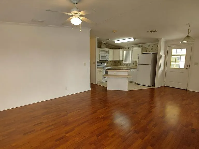 2346 Druid Rd E #1106 — Photo 2