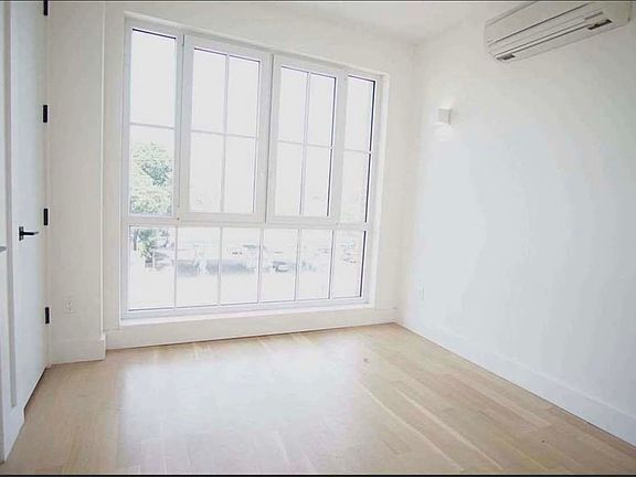 5th image of 2288 Atlantic Ave