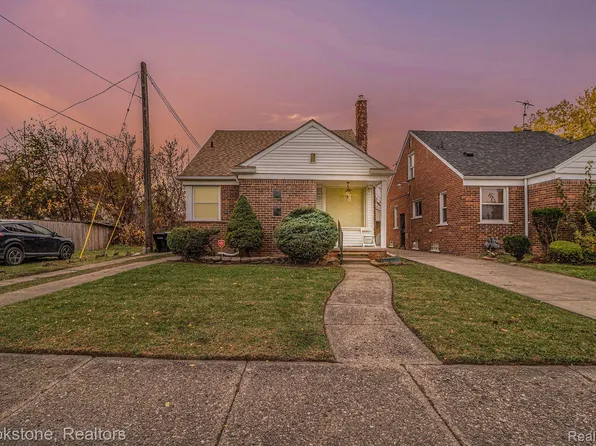 9527 Mettetal St, Detroit, MI 48227