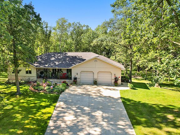 5th image of 37895 SW Height Of Land Dr