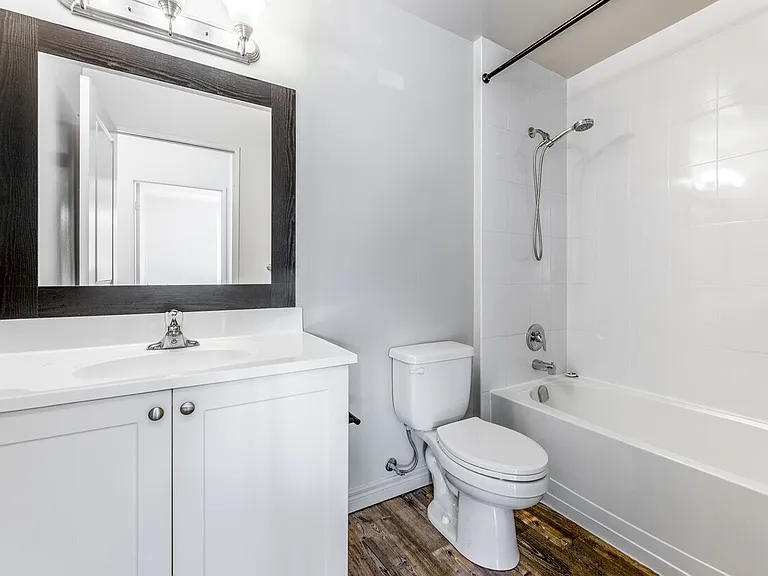 660 Garibaldi Ave #6 — Photo 17