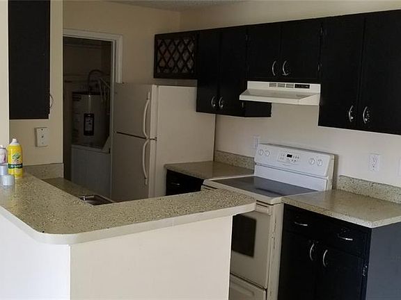 2nd image of 2516 Grassy Point Dr Unit 106