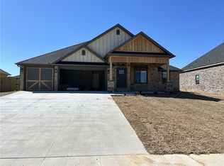 5699 Poppy Ave, Springdale, AR 72762