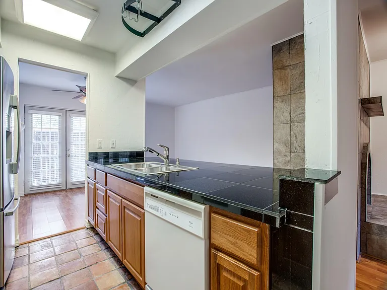 5916 Birchbrook Dr #136 — Photo 10