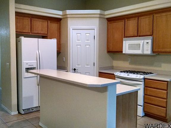 3rd image of 3304 E Coarra Dr