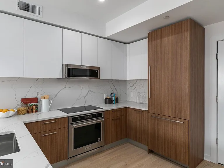 7700 Georgia Ave NW #202 — Photo 5