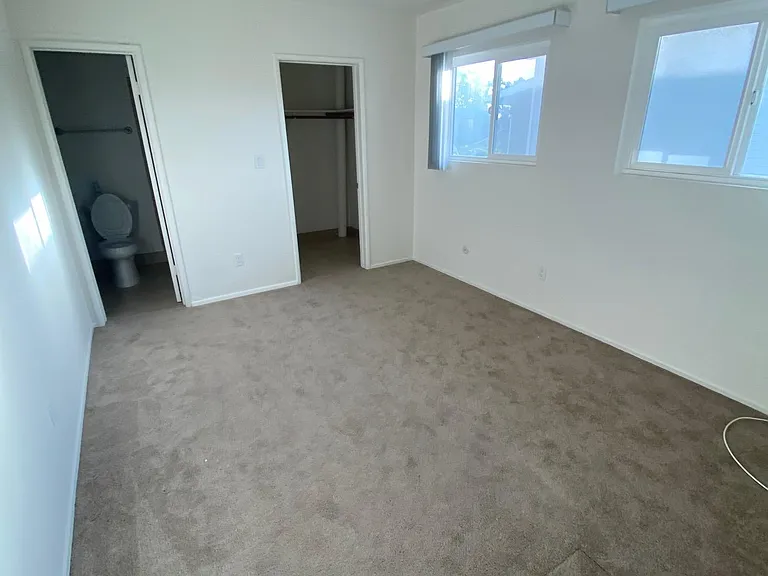 562 Hermes Ave — Photo 14
