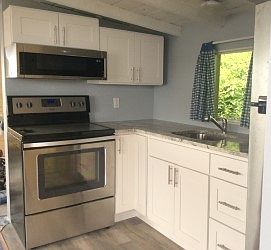 5th image of 3224 Shoreline Dr