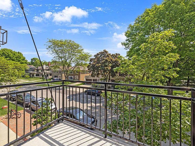 4003 N Downer Ave #B — Photo 24