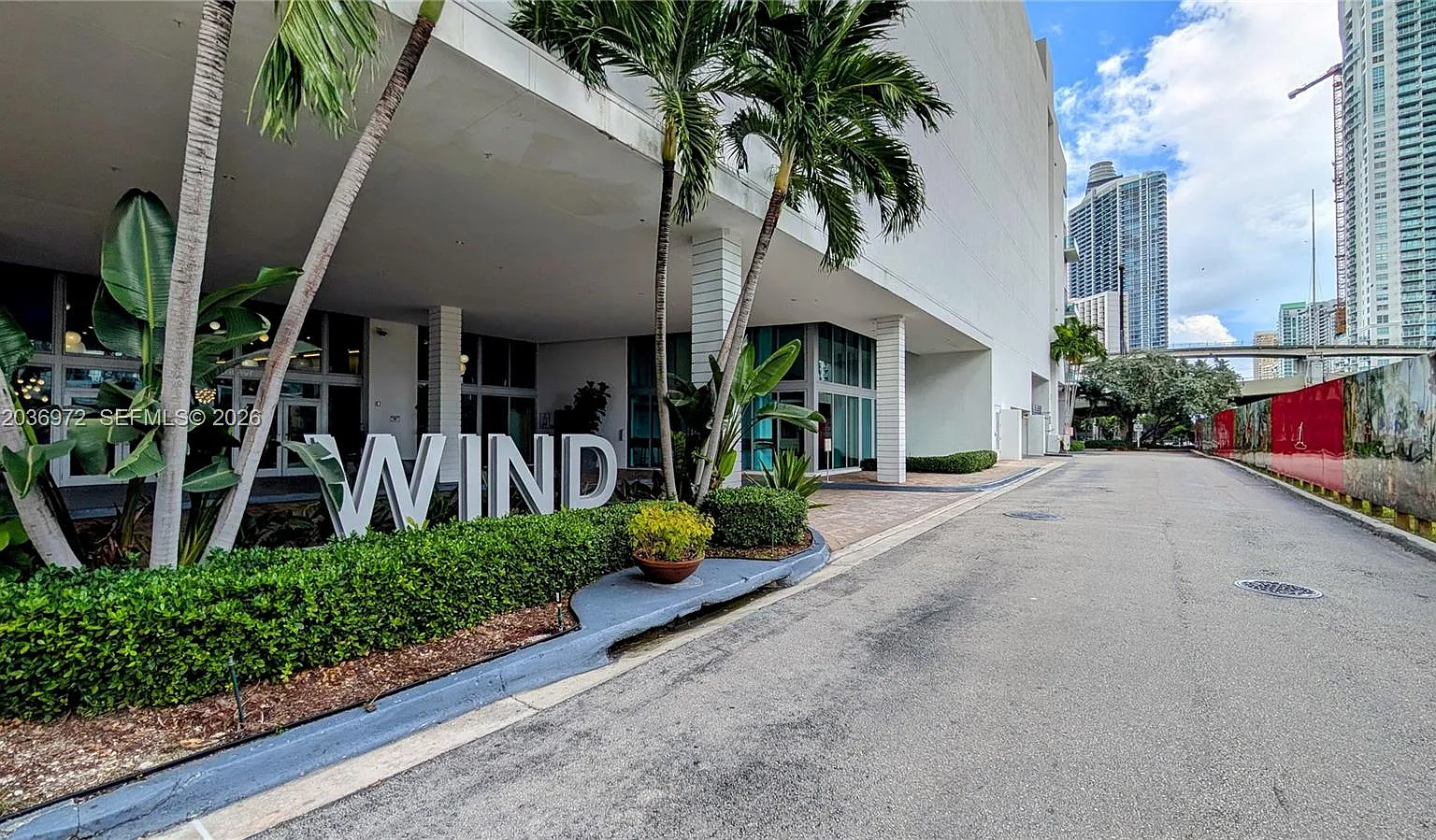 Wind Condo — Photo 1