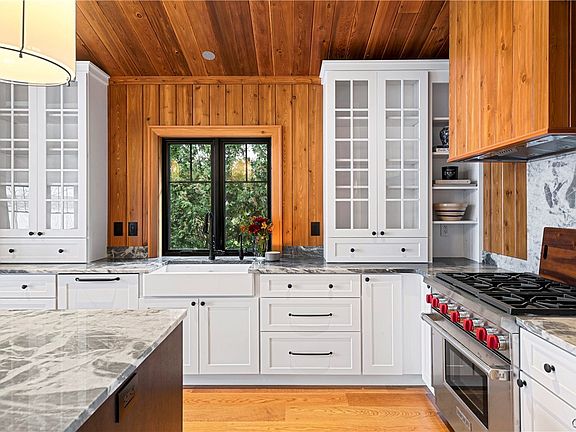 5th image of 2010 W Lake Rd