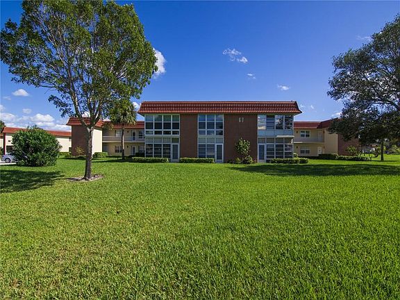 2nd image of 67 Royal Oak Dr