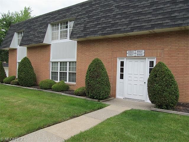 1st image of 6921 N Parkway Dr #6921