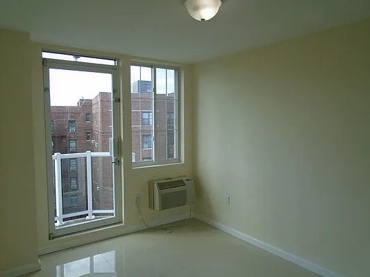 Rented by 18 REALTY | media 5