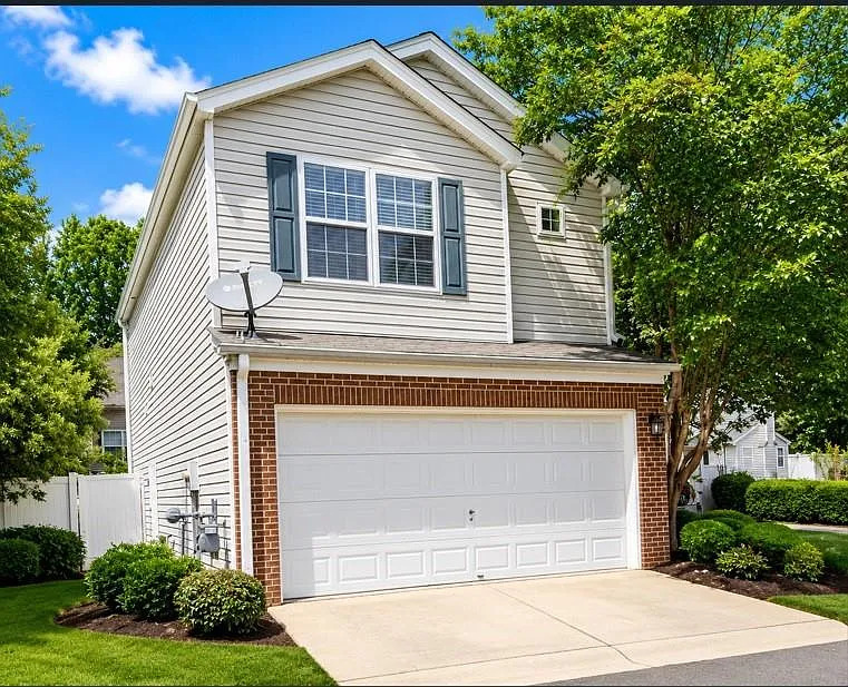 170 Windcroft Ct NW