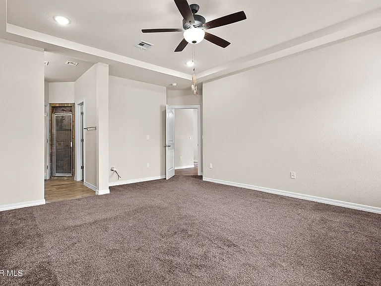 618 Rafael Marmolejo St — Photo 25