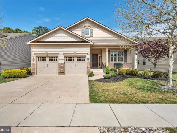 3 Remington Dr, West Berlin, NJ 08091