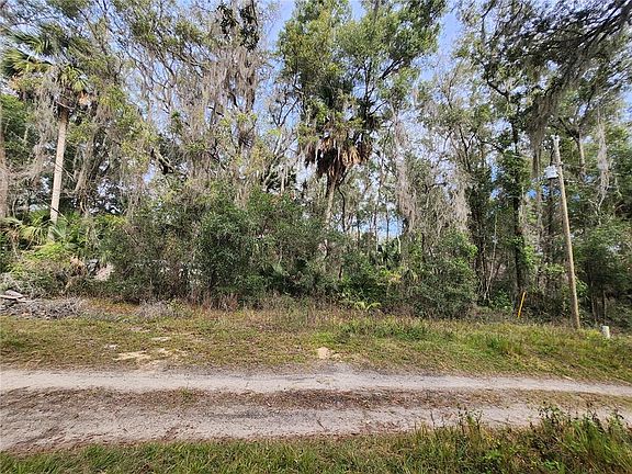 3rd image of NE 164th Pl Lot 14-16