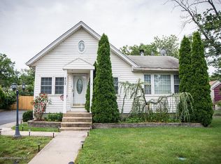 409 Hawthorne St, Keyport, NJ 07735