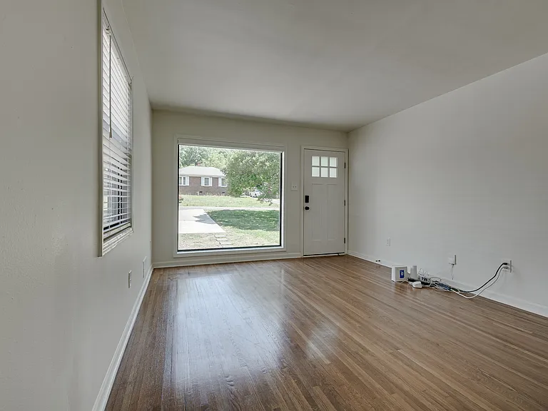 713 Norris Ave — Photo 5