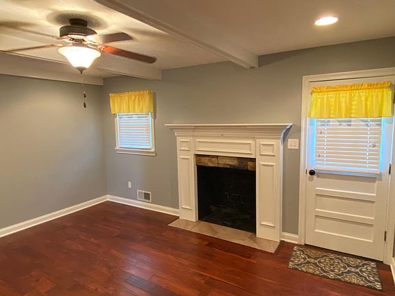 3rd image of 1717 Lennox Way