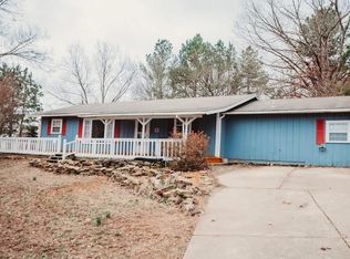 15607 Lakeview Dr, Lowell, AR 72745