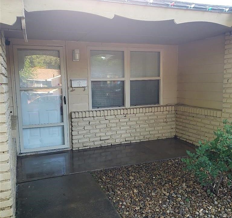 2nd image of 2529 N Adams Ave