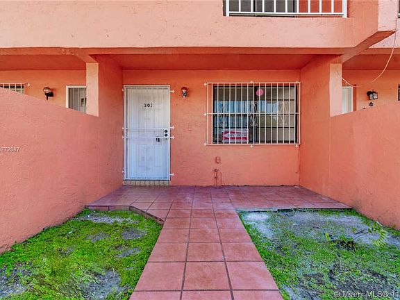 2nd image of 11351 SW 1st St APT 302