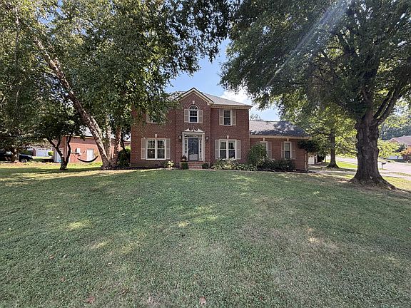 2nd image of 208 Heathersett Dr