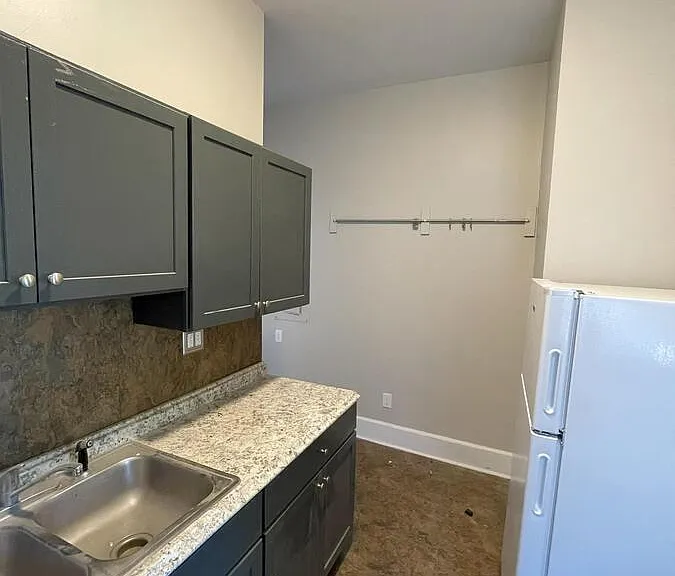 310 N Adams St #3 — Photo 4