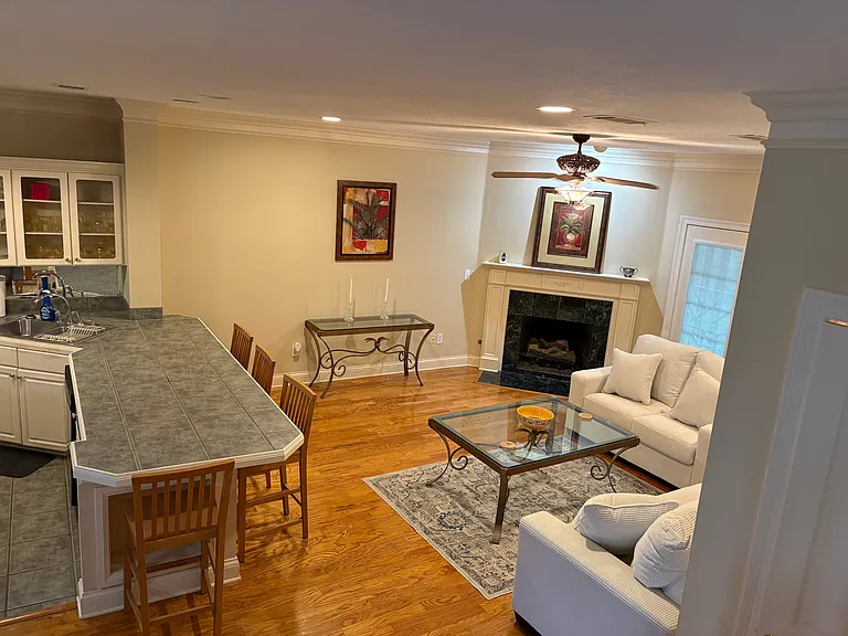 15 Charleston Cir — Photo 7