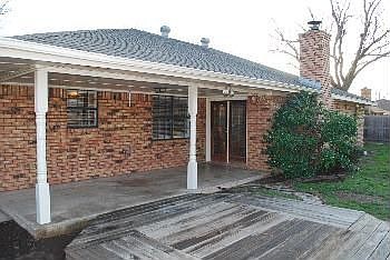2nd image of 2800 Ecleto Blvd