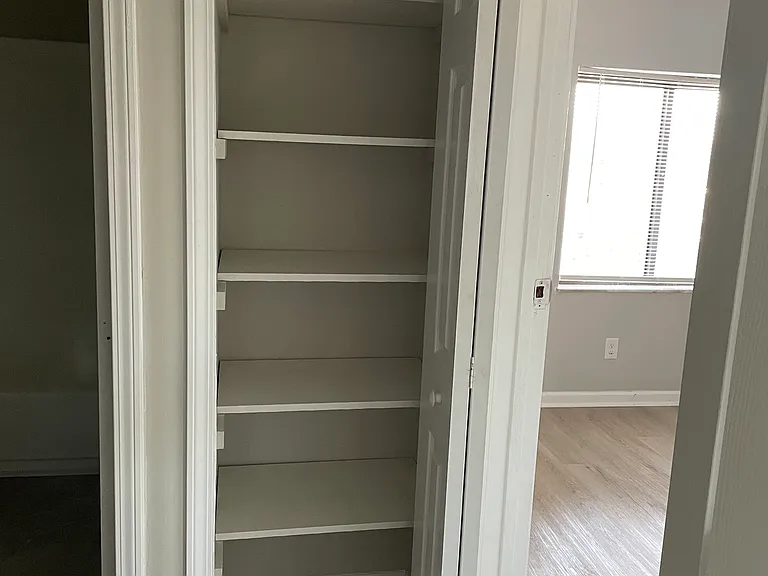 5712 Kendrick Dr — Photo 15