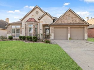9815 Ryans Park Ln, Houston, TX 77089