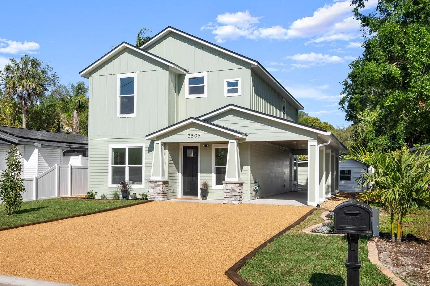 3505 N Dartmouth Ave — Photo 1