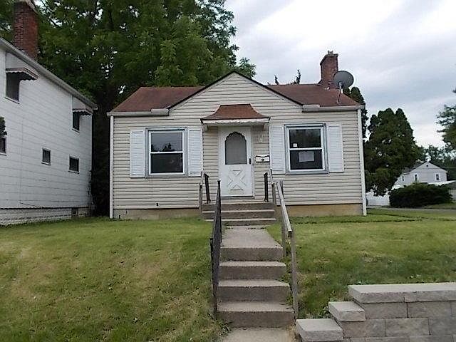 1st image of 1445 E 23rd Ave