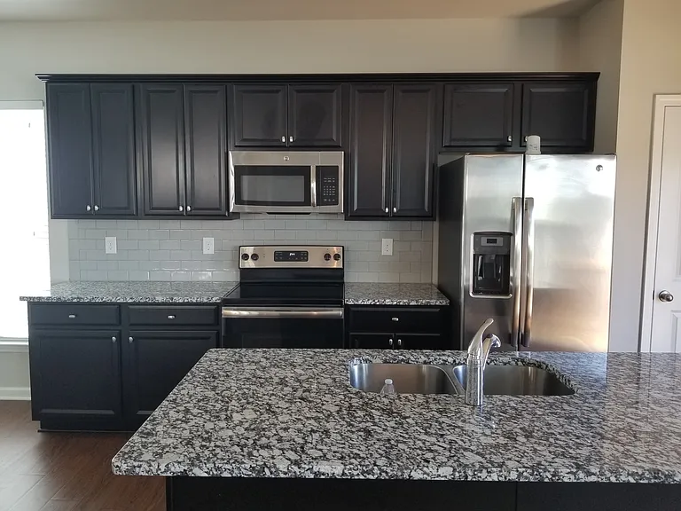 1519 Charcoal Ives Rd — Photo 9