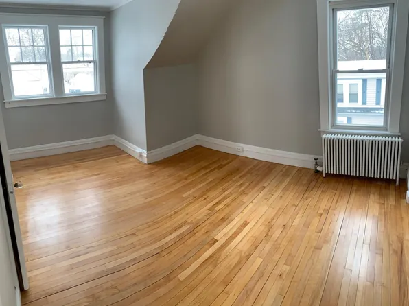 35 Revere St #B, Nashua, NH 03060