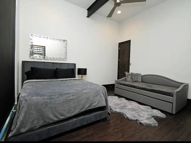 4118 Floyd St #A — Photo 21