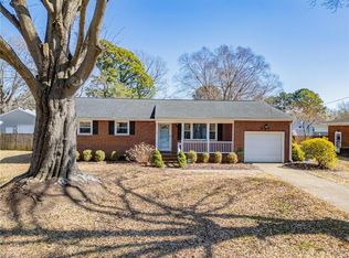 2012 Phyllis Dr, Chesapeake, VA 23325