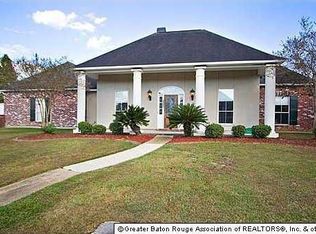 17748 Lake Azalea Dr, Baton Rouge, LA 70817