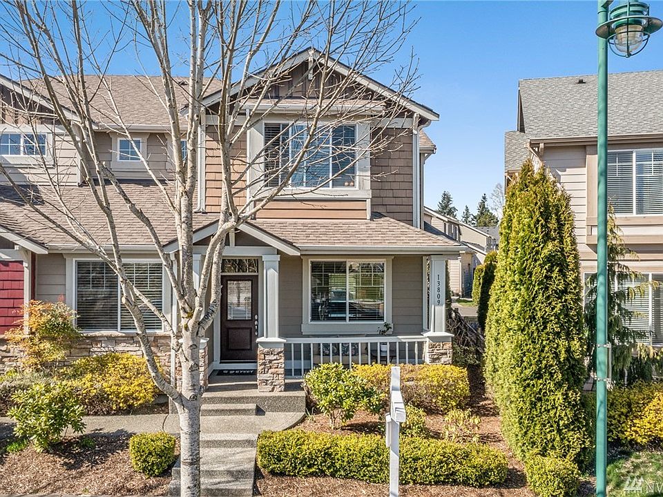 13809 North Pointe Circle is a 2- story, shared wall townhome.  It is south facing and gets TONS of light from the covered front patio.  Well appointed home in a lovely neighborhood with a big, beautiful park in the center of it all.