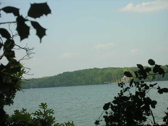 3rd image of 37 Summerhouse Point Lot 37