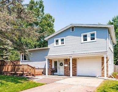 4102 Dodge St, Duluth, MN, 55804