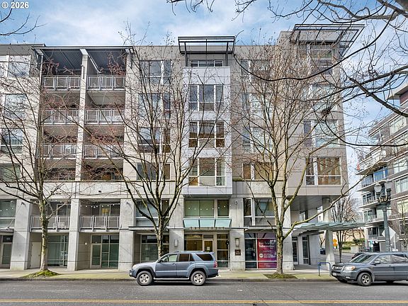 2nd image of 1125 NW 9th Ave APT 518
